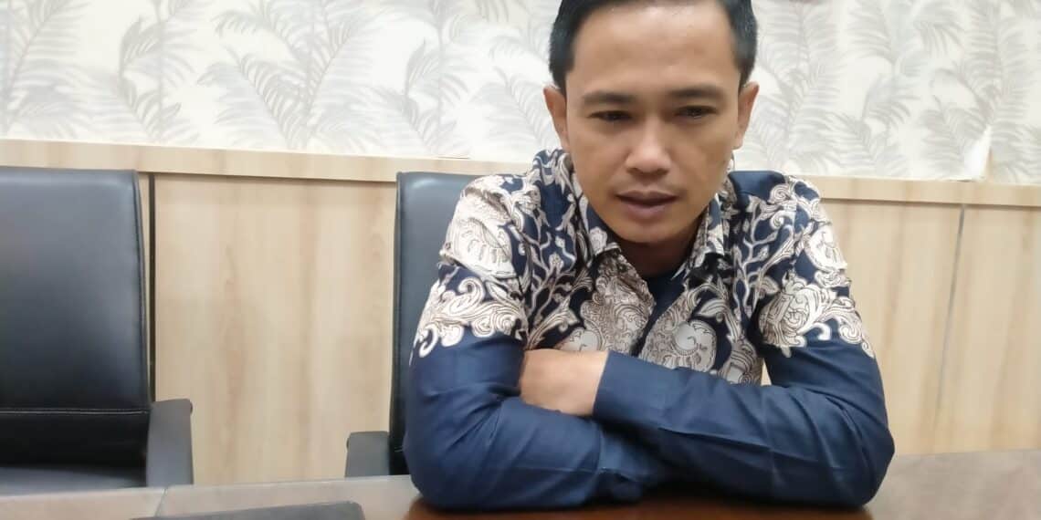 Fraksi NasDem DPRD Jatim Kritisi Raperda KTR 1 Anggota Fraksi NasDem DPRD Jatim Deni Prasetyo
