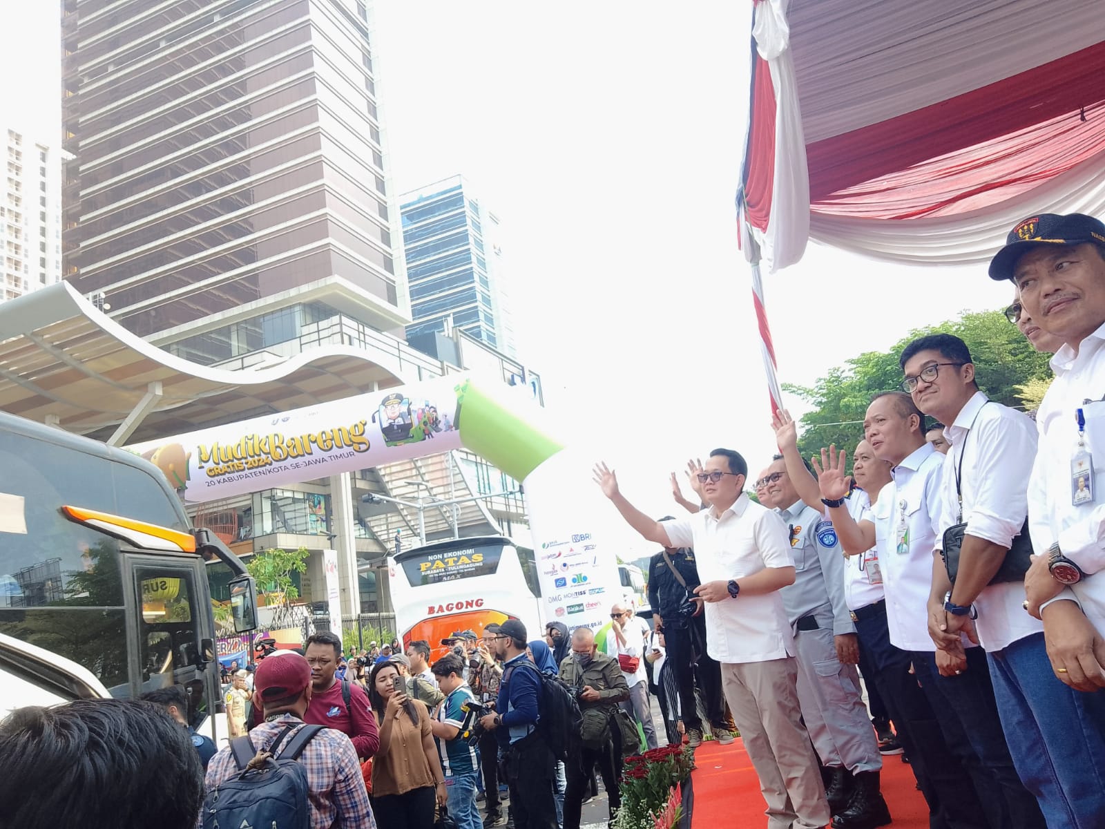 BPJS Ketenagakerjaan Lindungi Seluruh Sopir & Awak Bus Mudik Gratis Pemprov Jatim 1