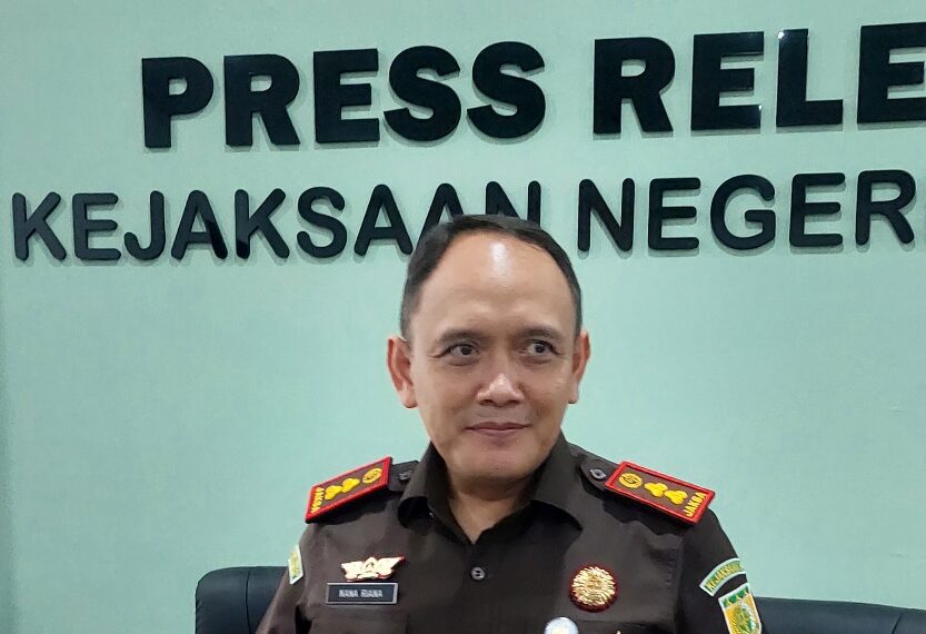 Kepala Kejaksaan Negeri Gresik, Nana Riana, SH.MH