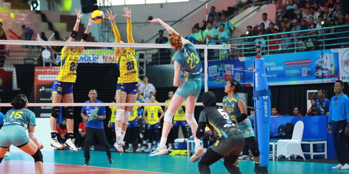 Penyembelihan Hewan Qurban Masjid Jamik Agung Sampang 5 Ekor Sapi 19 Ekor Kambing