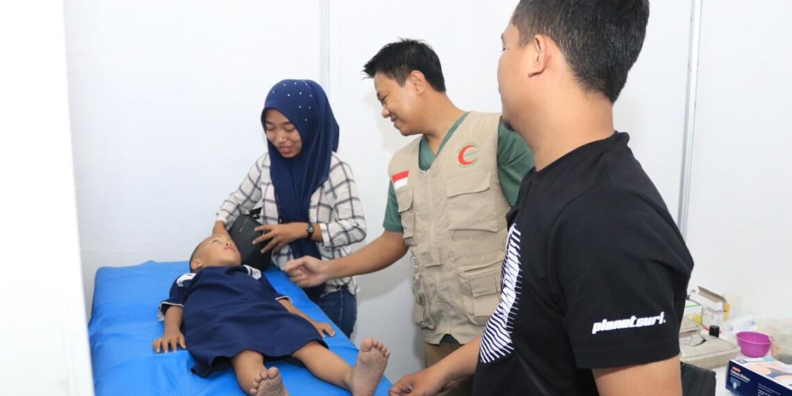 Aksi ini sebagai rangkaian memperingati Hari Anak Nasional & bentuk kepedulian sosial PLN terhadap masyarakat. (foto: ist)