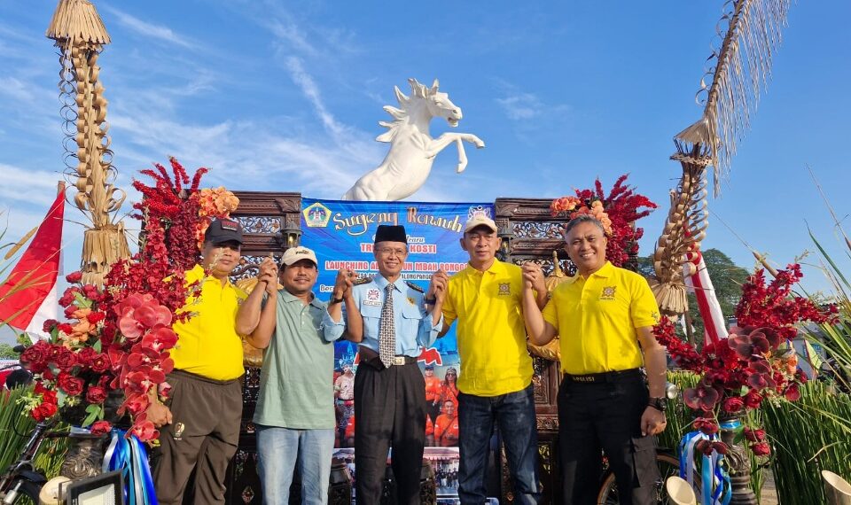 Alun-alun Mbah Ronggo Desa Dapet Kecamatan Balongpanggang saat di launching