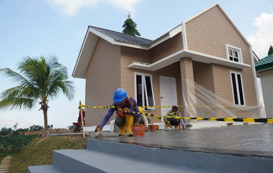 SIG Kenalkan Bata Interlock, Bangun Rumah Lebih Cepat,Tahan Gempa & Ramah Lingkungan 1 Rumah contoh yang dibangun dengan produk bata interlock SIG di kawasan IKN, Kab. Penajam Paser Utara, Kaltim. (foto: ist),