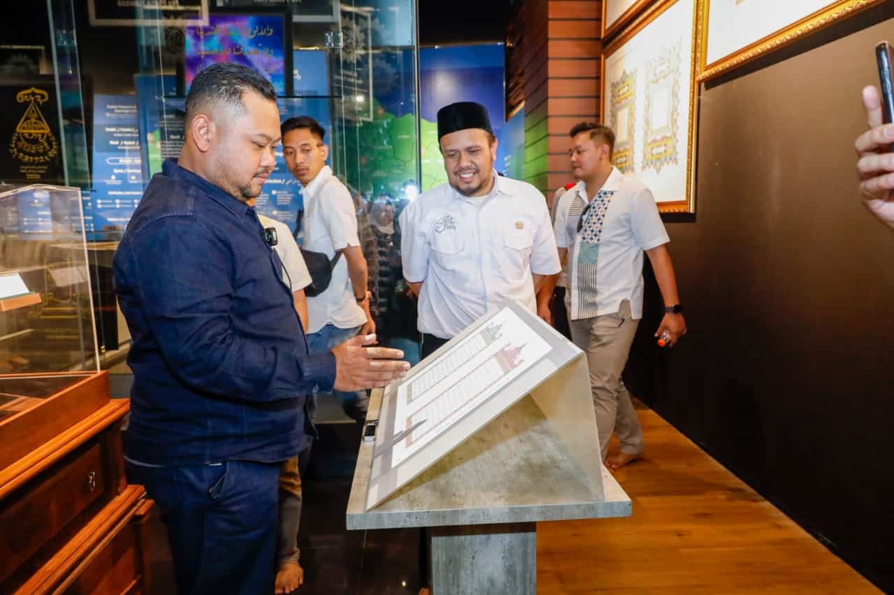 Studi Banding di Masjid Al Jabbar, Gresik Akan Dibangun Museum Art Digital 2