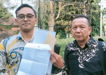 HL Bersama Kuasa Hukumnya Laporkan Akun Instagram ke Polres Batu Dugaan Pencemaran Nama Baik 