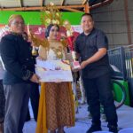 Hadiah Voucher Umroh Meriahkan Jalan Sehat Kreasi Budaya Desa Betoyoguci Gresik IMG-20240819-WA0104