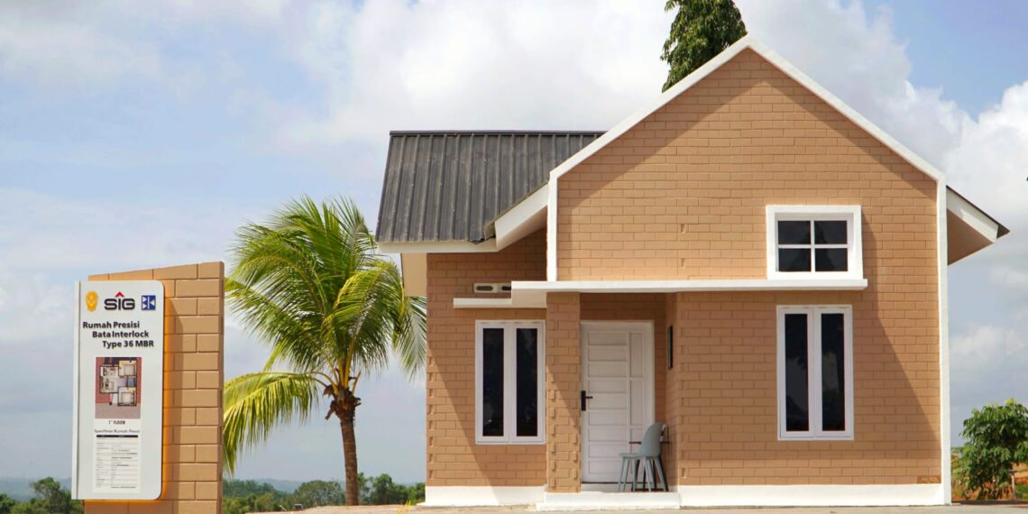 Rumah contoh MBR T36 pada instalasi Bangunan Contoh Teknologi SIG di IKN yang dibangun menggunakan solusi bata interlock ramah lingkungan. (foto: ist)