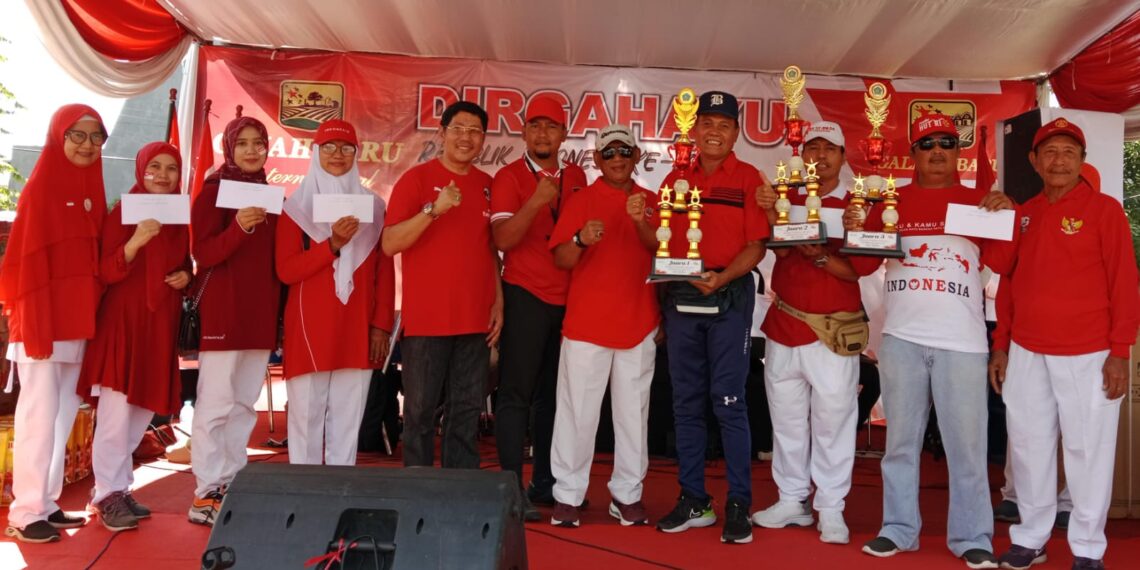 Cabup Sidoarjo Cak Khulaim Hadir Semarak Agustus Di Perum Tropodo