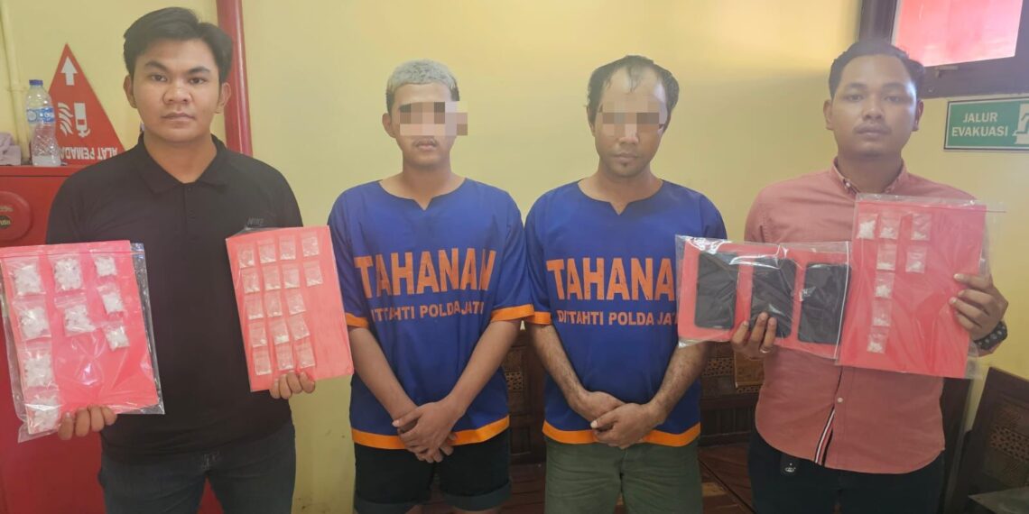 Tiga terduga pengedar narkoba jenis sabu - sabu (SS)