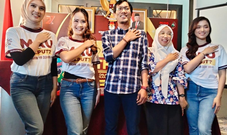 KPU Jatim saat gandeng Media dan Model Cantik