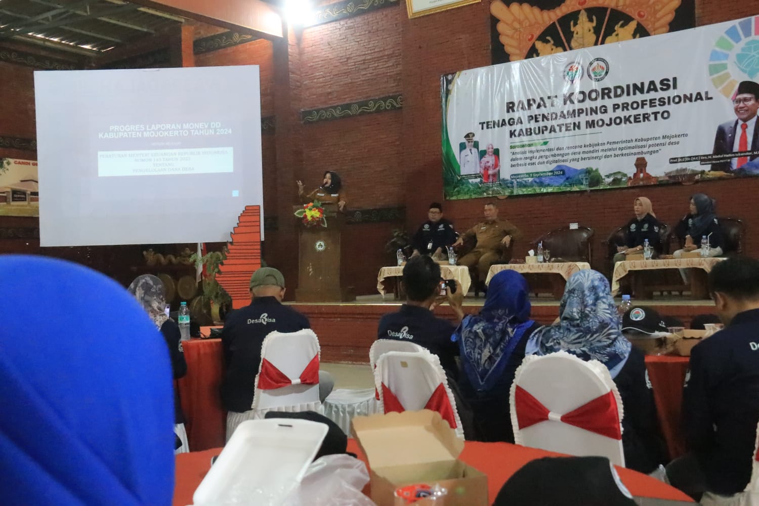Bupati Ikfina