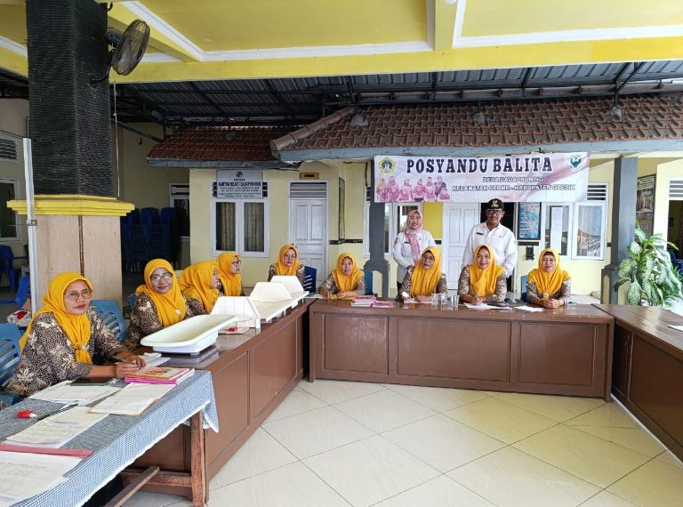Melalui Posyandu, Pemdes Dadapkuning Atasi Stunting 1