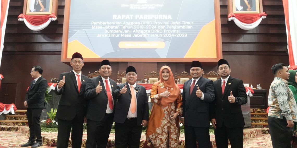 Ketua PKS Jatim bersama 5 Anggota Fraksi PKS DPRD Jatim