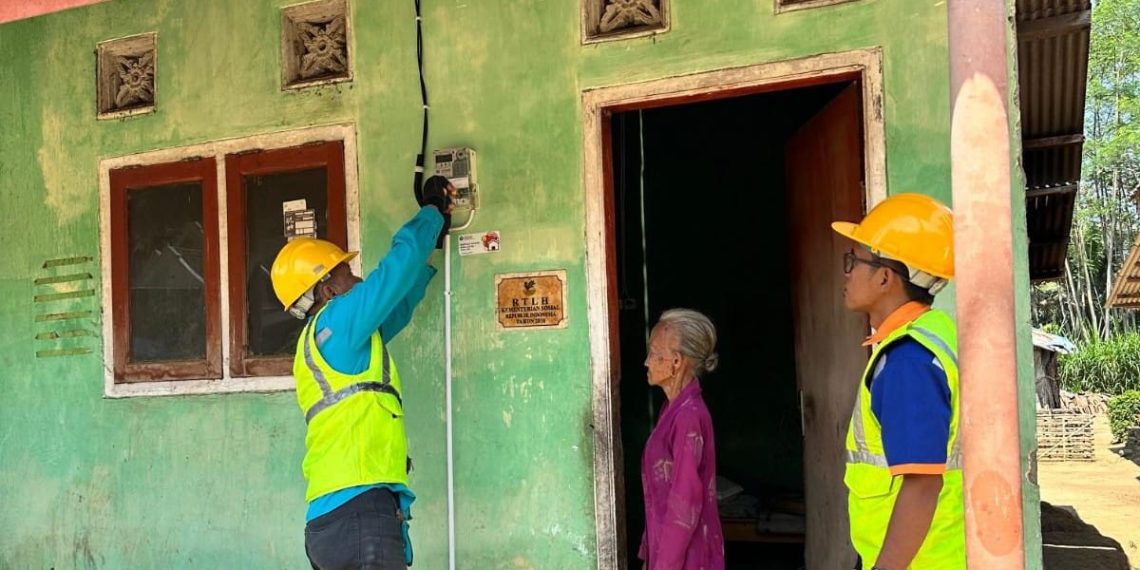 Penerima bantuan BPBL, Bunati (66) nenek yang hidup sebatang kara di Kec. Kedungkandang, Kota Malang. (foto: ist)