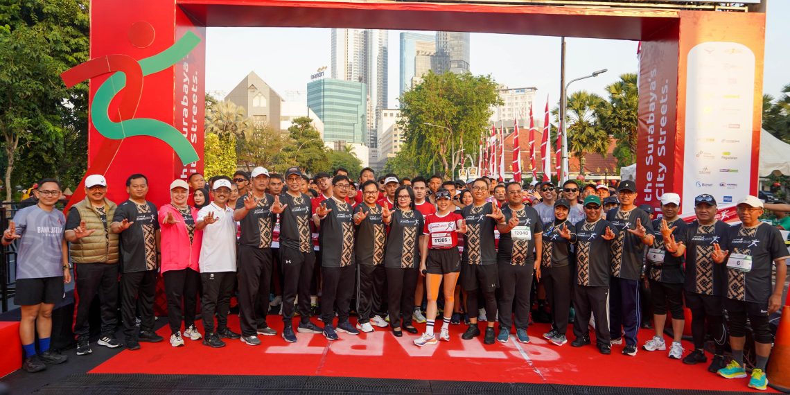 Bank Jatim saat lewati rute iconic