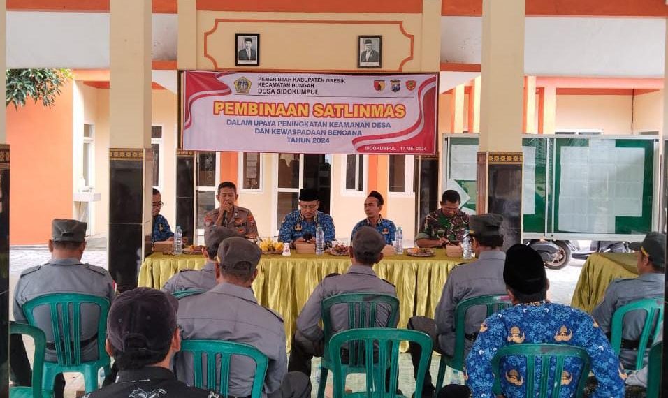 Perkuat Keamanan, Pemdes Sidokumpul Bungah Gelar Pelatihan untuk Linmas dan Karang Taruna 1