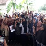 Tokoh Agama dan Warga Desa Sumbersari Mantabkan Dukungan untuk Paslon Ipuk-Mujiono WhatsApp Image 2024-10-04 at 08.07.52