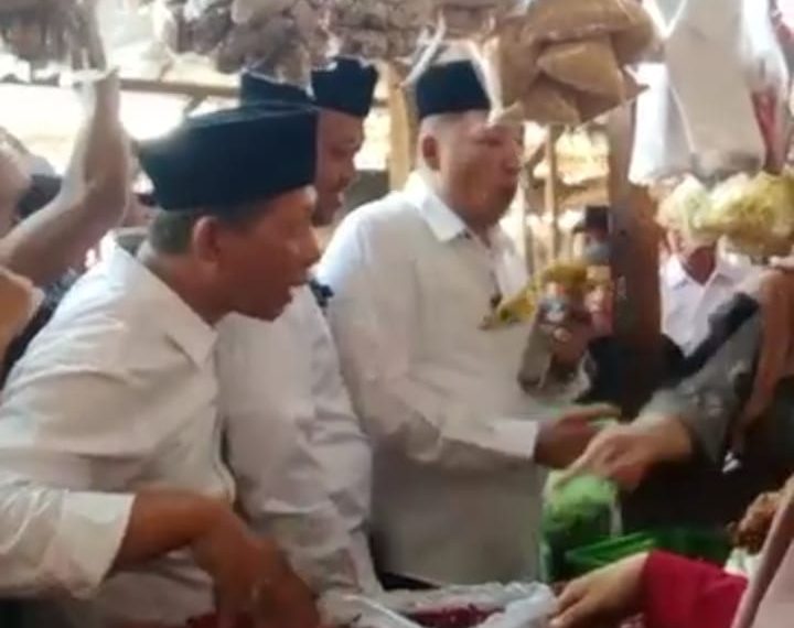 Tidak Ada Relokasi Pasar Srimangunan Sampang, Paslon 02 Tepis Isu Liar ,Justru Akan Melakukan Pengembangan 1