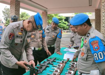 Memastikan Keamanan Senjata Api, Sipropam Polres Batu Melakukan Pemeriksaan Senpi Dinas Anggota 