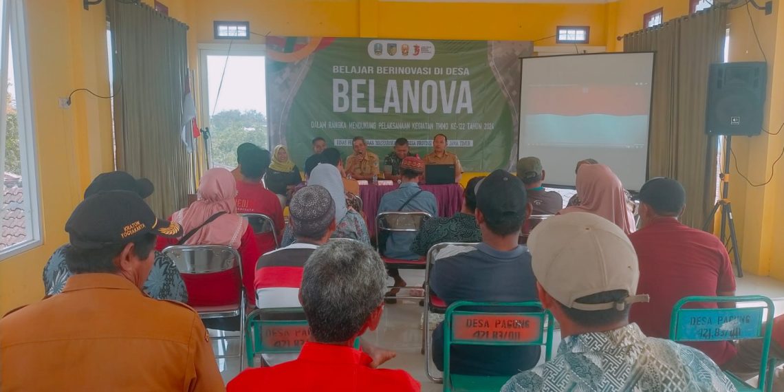 DPMD Propinsi Jawa Timur bersama Satgas TMMD ke-12 Kodim 0809, saat menggelar sosialisasi Belanova di Balai desa Pagung kecamatan Semen Kabupaten Kediri, pada Rabu (16/10/2024) (foto: ist)