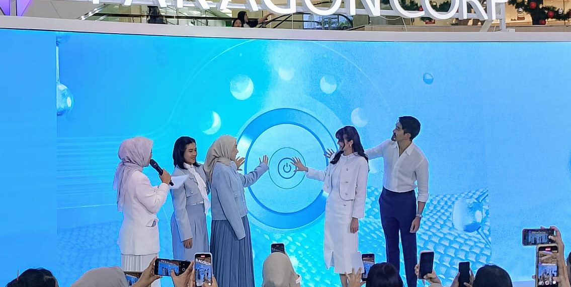 Peluncuran Wardah Skin Academy Launch On Beauty Science Tech 2024
di Atrium Tunjungan Plaza 3, Surabaya, Jumat (26/10/2024). (foto: hari/bidik.news)