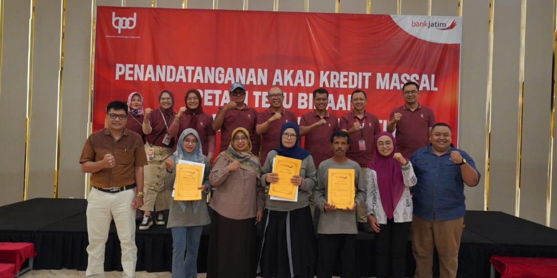 Bank Jatim saat lakukan akad kridit