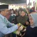 Bagikan 11.200 Beras Premium ke masyarakat, Budiono: Kita Doakan kabinet Pak Prabowo Bisa Bekerja dan Khofifah Serta Wahono Menang