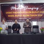 Jelang Debat Publik ke 2, KPU Kabupaten Kediri Gelar Media Briefing WhatsApp Image 2024-11-14 at 07.06.36