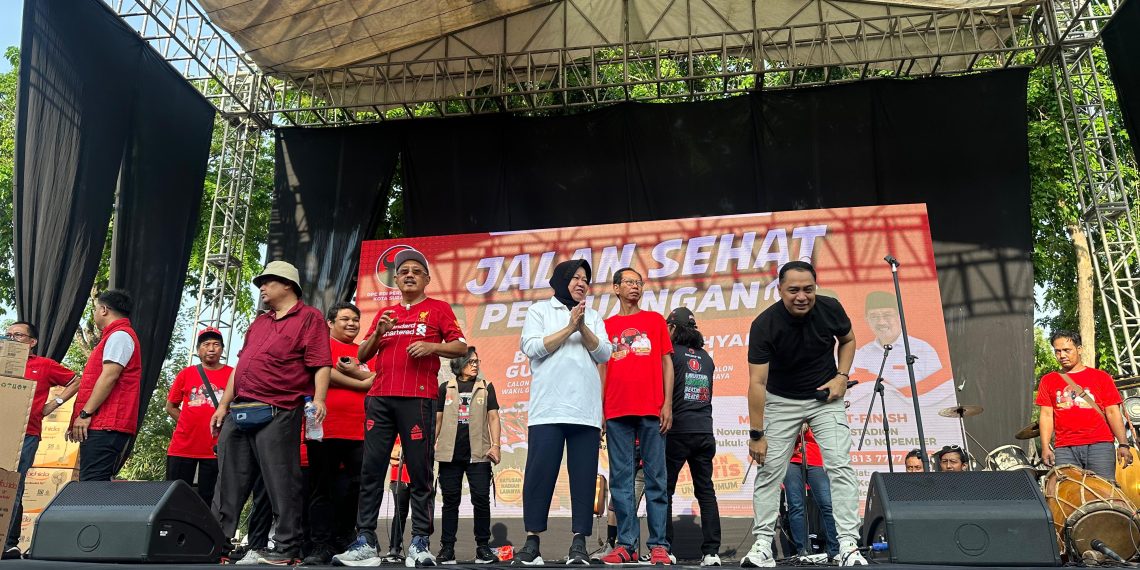 Cagub Jatim Risma saat di Surabaya