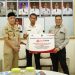 Bank Jatim Serahkan CSR Pengecatan Dinding Gor Sultan Abdul Kadirun Kepada Pemkab Bangkalan