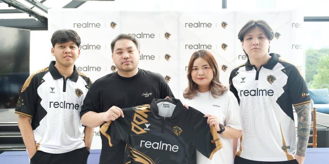 123 Mahasiswa Berprestasi Dapat Beasiswa dari PT Pegadaian Surabaya