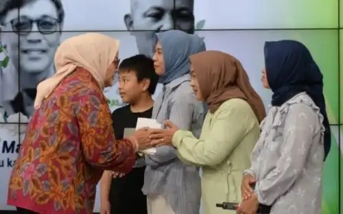 PLN Operasikan Tower 20 KV Kangean-Mamburit, Terangi Ratusan Rumah di Pulau Mamburit