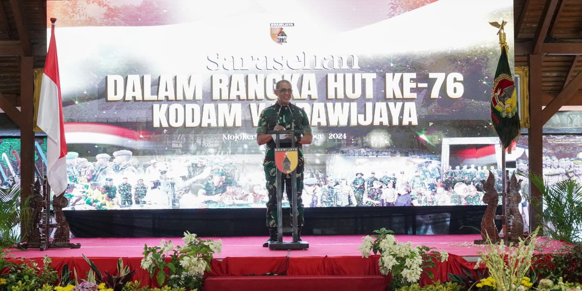 Pangdam V/Brawijaya, Mayjen TNI Rudy Saladin, M.A., memimpin langsung Upacara peringatan Hari Juang TNI AD ke-79 dan HUT ke-76 Kodam V/Brawijaya(foto)