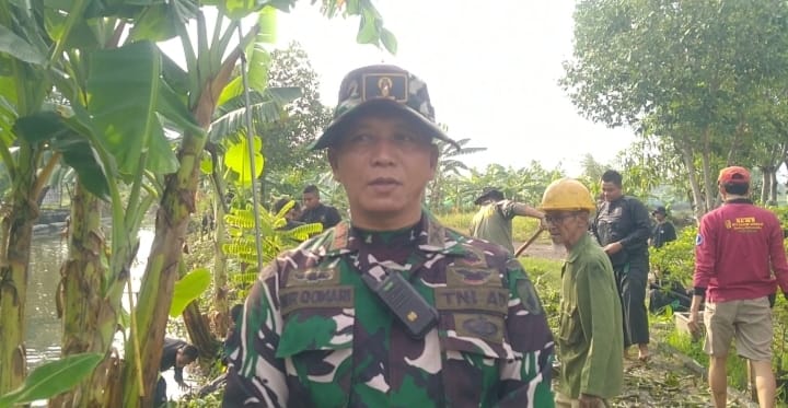 Semangat Gotong Royong , TNI / Polri , Warga dan Forkopimka Candi Bersatu Bersihkan Kali Penyebab Banjir Perum MBS Kalipecabean 1