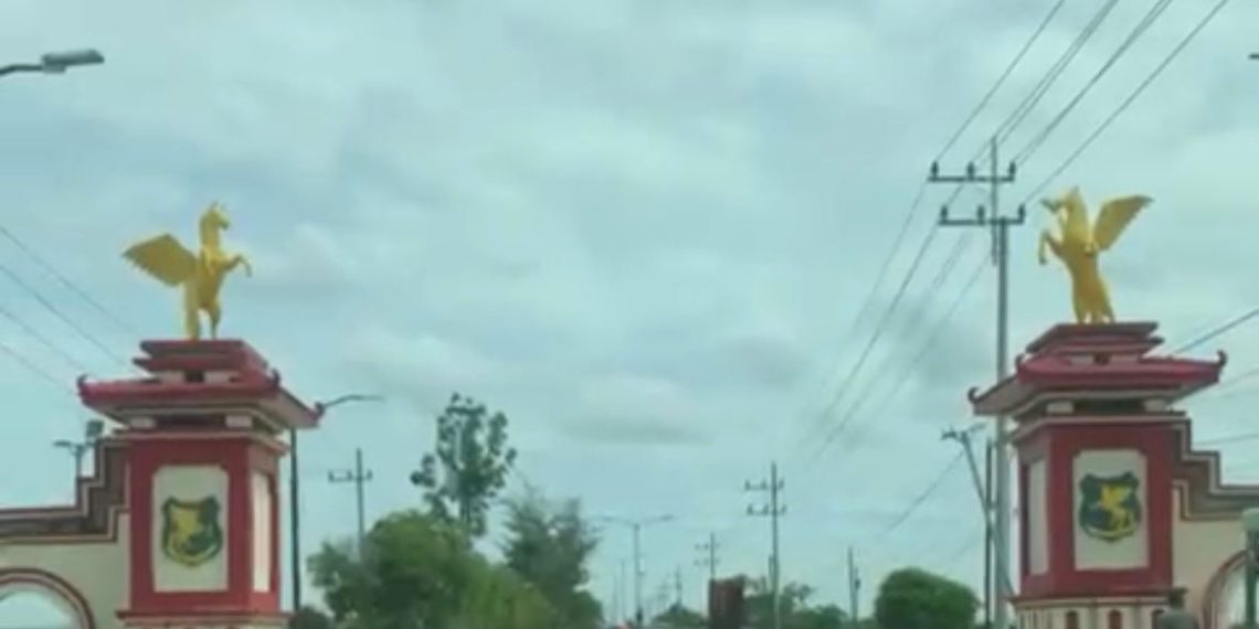 Setiap Tahun Jalan Nasional di Genangi Banjir, Anggota DPRD Sumenep Kritik PUTR Tidak Matang 1 Setiap Tahun Jalan Nasional di Genangi Banjir, Anggota DPRD Sumenep Kritik PUTR Tidak Matang 1