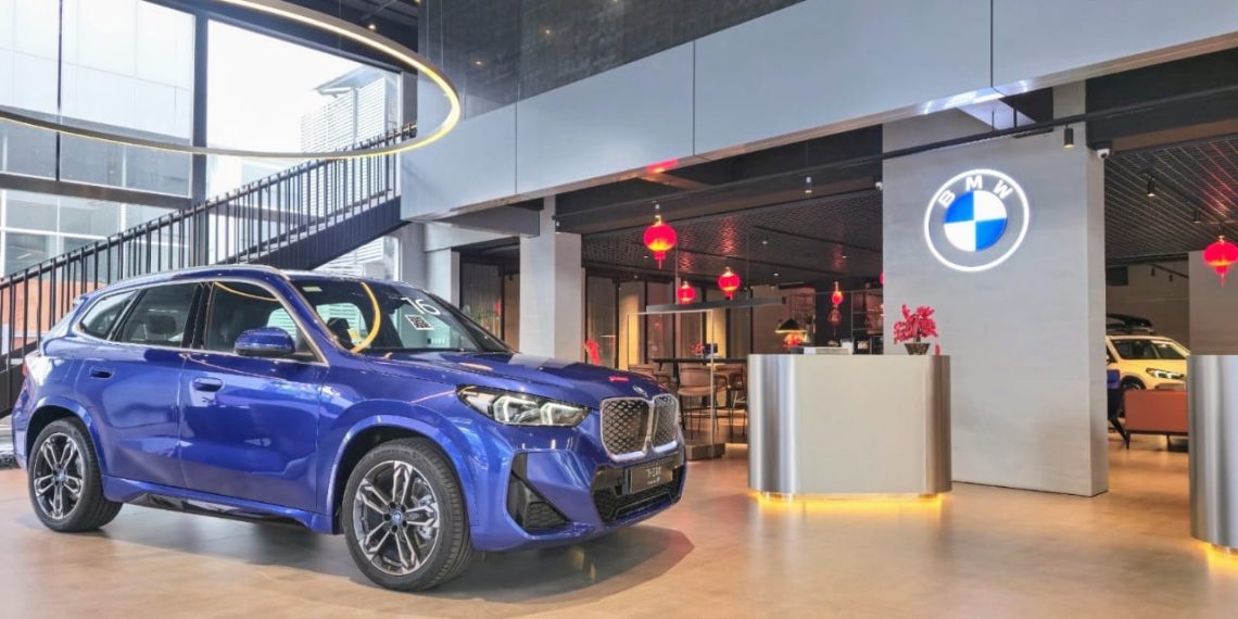 BMW Astra menghadirkan BMW Astra Xperience Day di BMW Astra Surabaya, Sabtu (25/1/2025). (foto: ist)