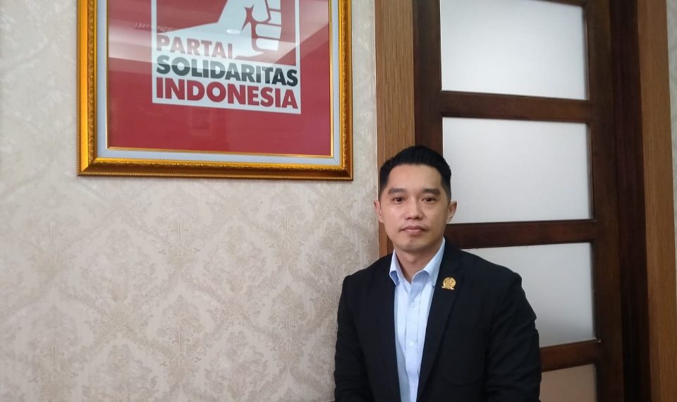 Anggota DPRD Jatim Fraksi PSI Erick Komala,.SH.,M.H