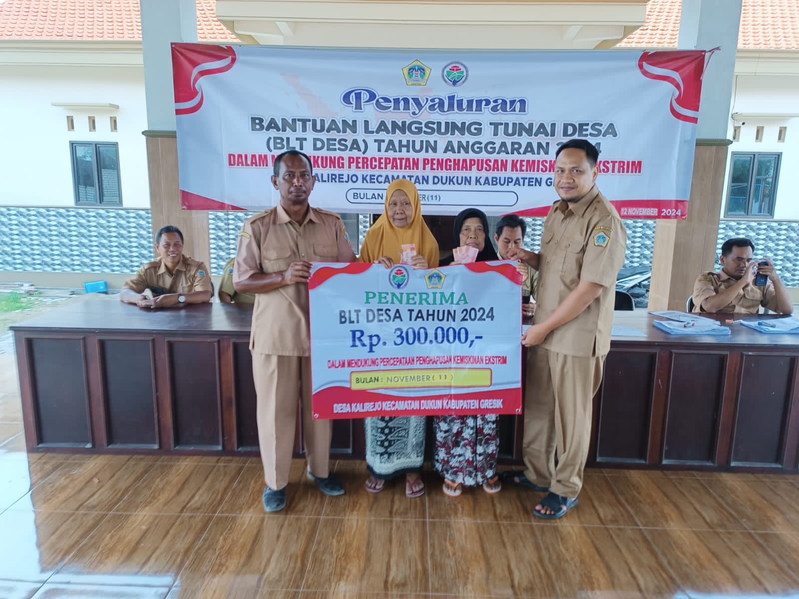 Pemdes Kalirejo Bantah Terkait Dua Warga Lansia Tidak Terima Bansos 2 Pemdes Kalirejo Bantah Terkait Dua Warga Lansia Tidak Terima Bansos 1