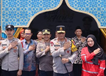 Kapolda Jatim Irjen Nanang Avianto Tinjau Pos Pelayanan di Kota Batu 