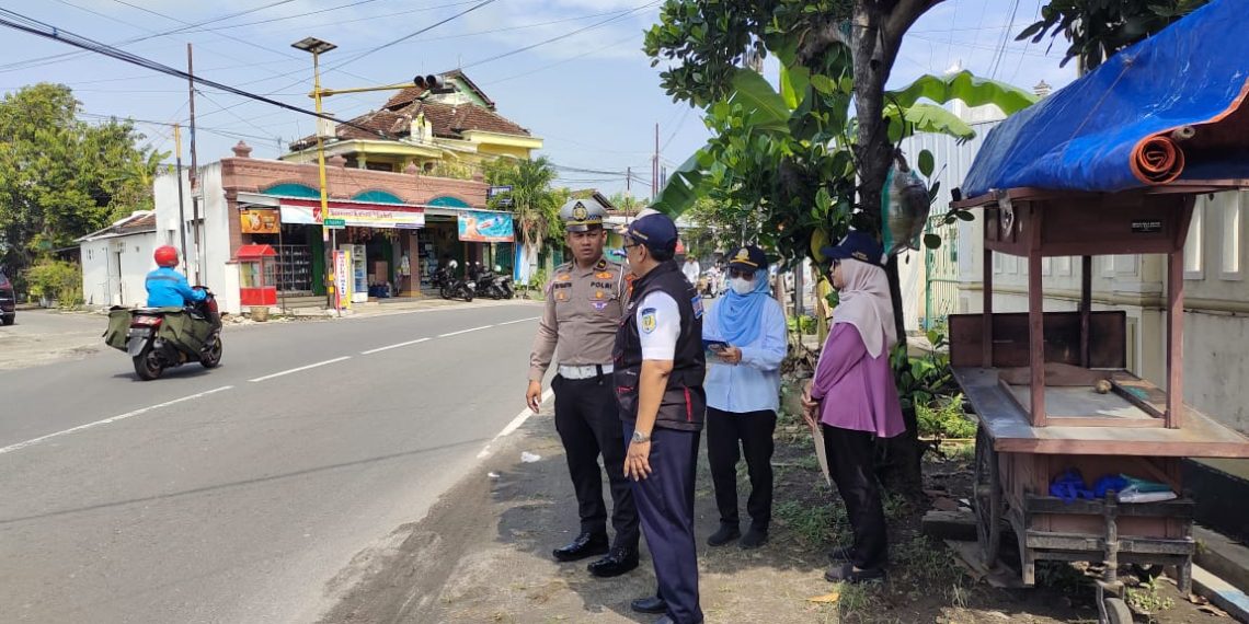 Satlantas Polres Madiun Kota dan Dishub Survey Jalur Rawan Laka