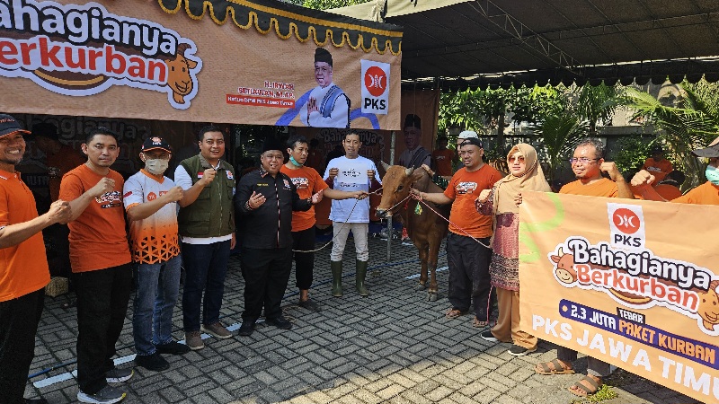 Sukseskan Program Syiar Dzulhijjah 1446 H, PKS Jatim Bagi 175.250 Paket Daging