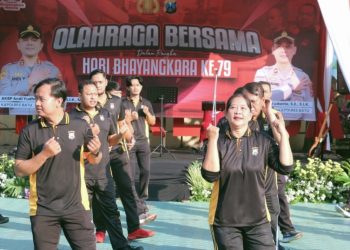 Serunya Hari Bhayangkara ke-79  di Polres Batu, Ada Olahraga Bersama Hingga Bazar Bapokting 