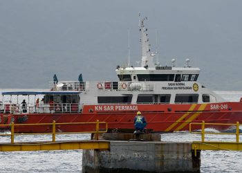 Pencarian Korban KMP Tunu Pratama Jaya Resmi Diperpanjang, Bupati Ipuk Sampaikan Harapan 9 Pencarian Korban KMP Tunu Pratama Jaya Resmi Diperpanjang, Bupati Ipuk Sampaikan Harapan