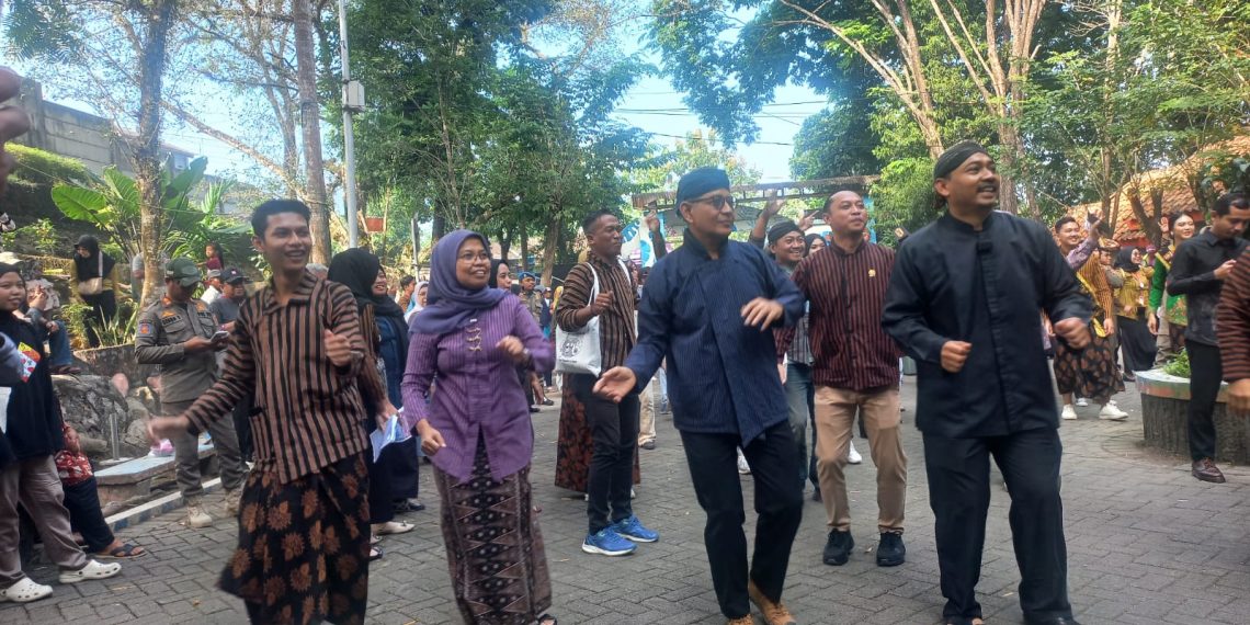 Pasar Jadul Saat Hut Kabupaten Ngawi ke-667 Mendapat Peringkat ke-6 Besar lnotek Ward Jatim 2025