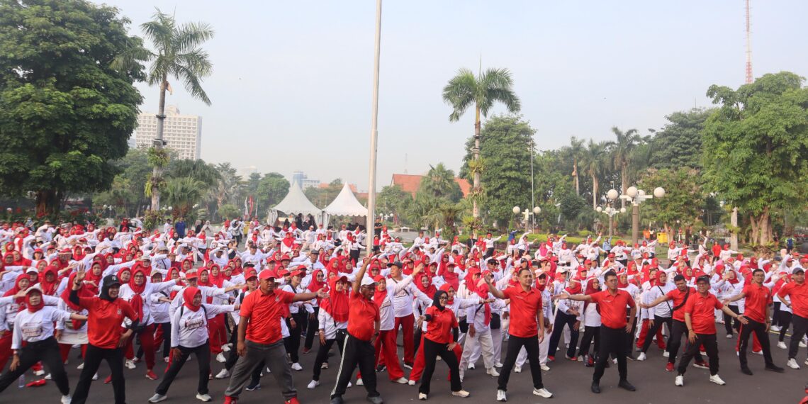 Kolaborasi dengan Pemkot Surabaya, Bank Jatim Sukses Selenggarakan Senam Lansia