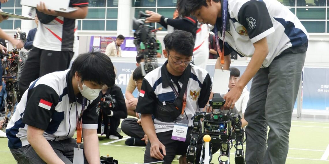 Tim Robotika ITS Borong 16 Prestasi di Kancah Internasional