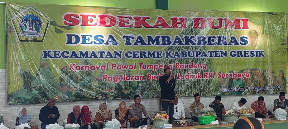 Pawai Tumpeng Bandeng, Bentuk Rasa Syukur Warga Tambakberas Peringati Sedekah Bumi 3