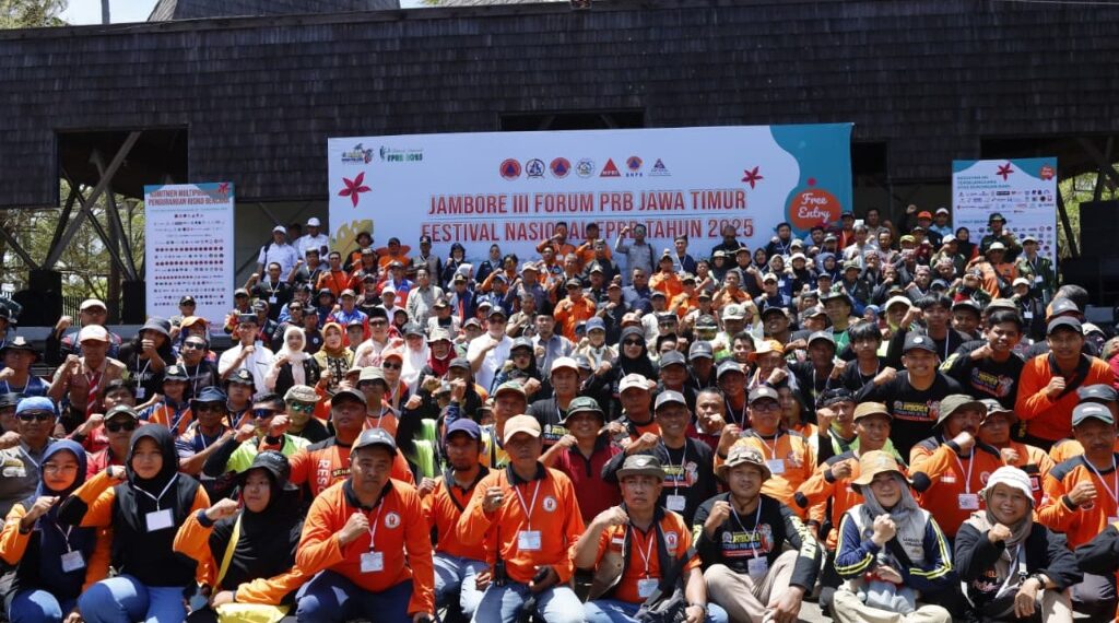 Ratusan relawan kebencanaan saat pembukaan Jambore FPRB di Banyuwangi (Ist)