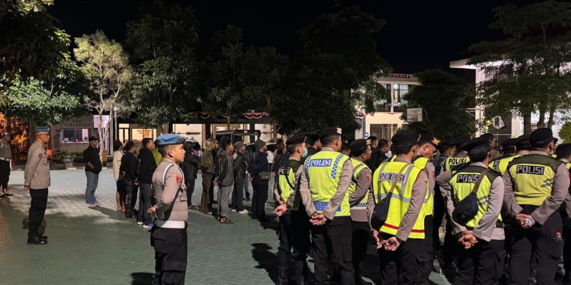 Antisipasi Gangguan Kamtibmas, Polres Batu Gelar Patroli Skala Besar