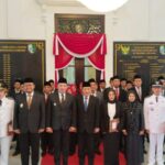 Bupati Sampang Lantik 32 Pejabat Administrator dan Pengawas, Dorong Penyegaran Birokrasi WhatsApp Image 2025-09-08 at 13.45.06